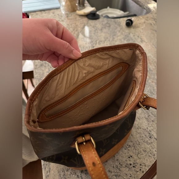 Vintage Louis Vuitton Monogram Petit Bucket Bag - Picture 4 of 8
